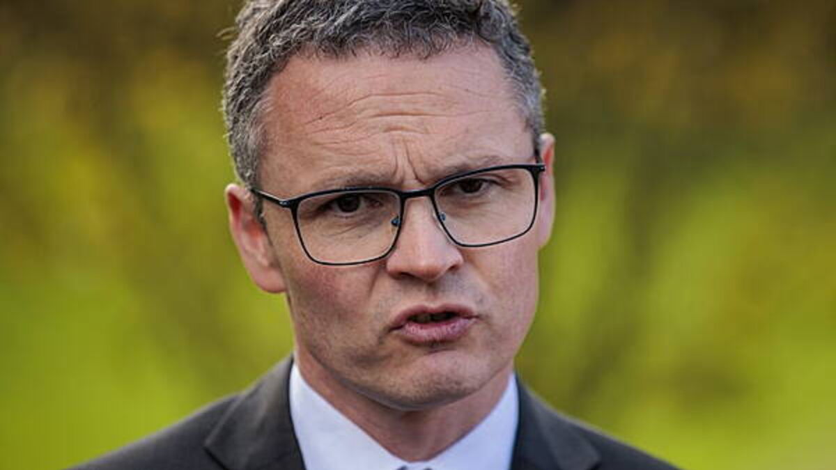 O'Donovan declines to 'get into the weeds' about exact salary for new An Post CEO