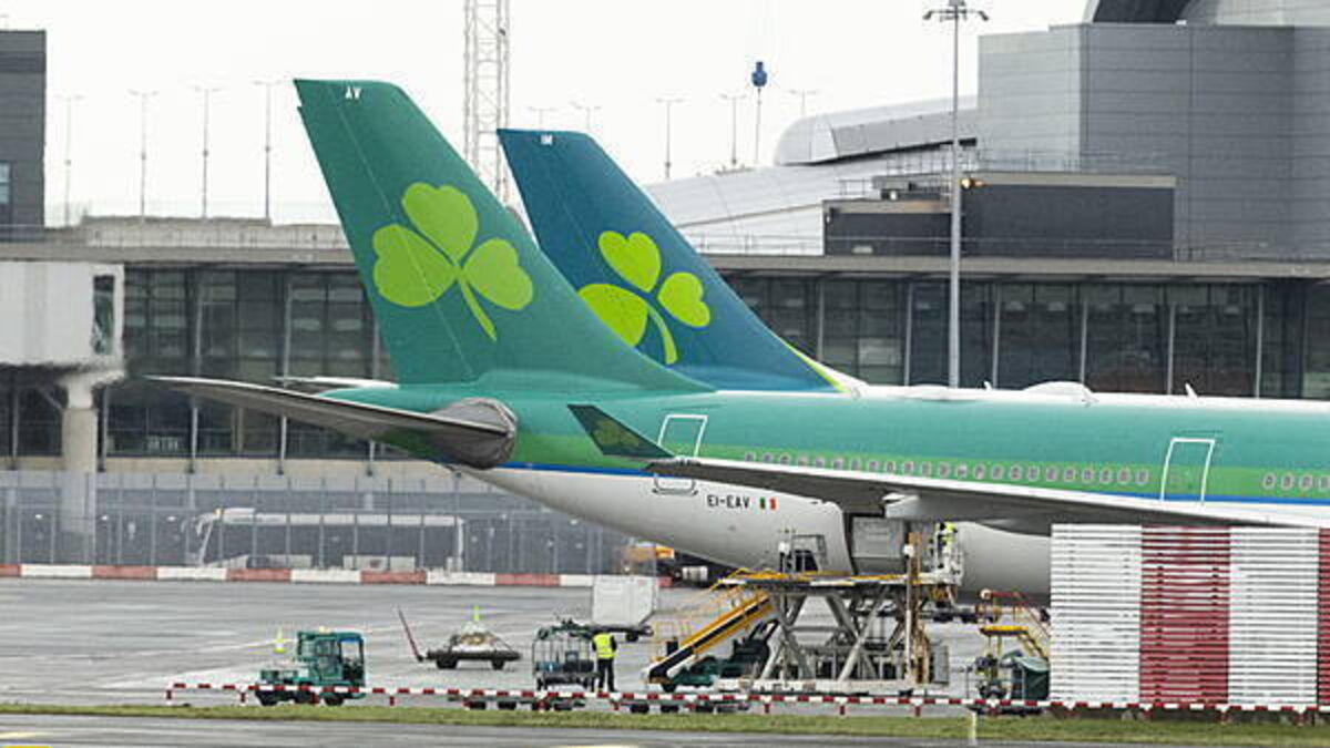 Airport passenger numbers increase by 11% in Q1