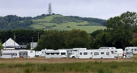 Traveller caravans ordered to leave the Curragh grounds