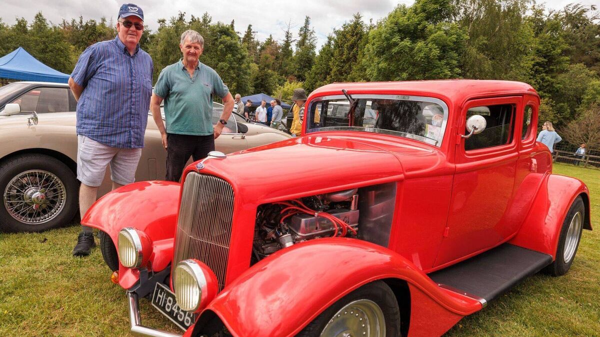 Car fans happy at fabulous Tullow Vintage Show