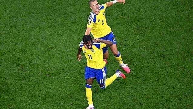 Japan and Sweden share points to book places in last 32 of World Cup