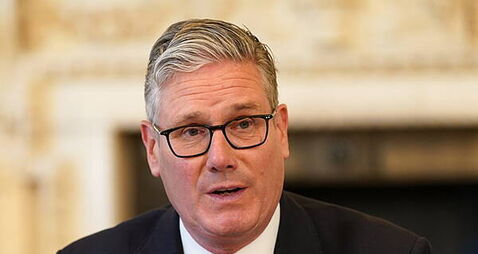 Starmer salutes ‘extraordinary courage’ of Jeffrey Donaldson victims