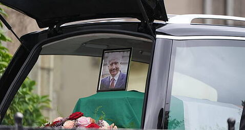 Family and political leaders honour David Andrews’ peace and humanitarian legacy