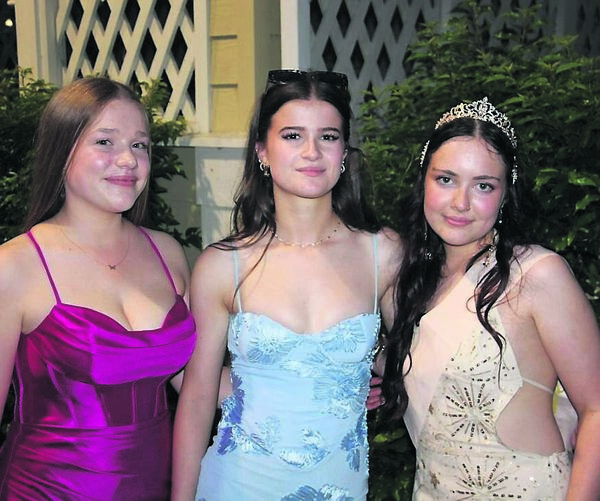 Claire O’Sullivan, Grace Byrne and Isabel Flood
