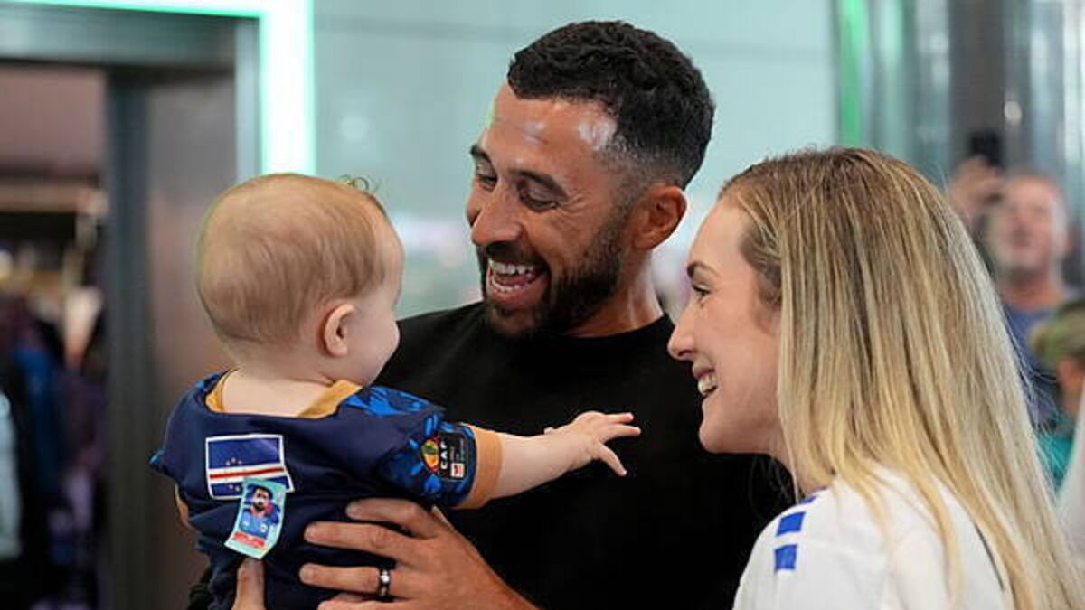 'A dream come true': Irish-Cape Verdean Pico Lopes welcomed back from World Cup