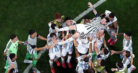 Argentina stage stunning late comeback to see off Egypt
