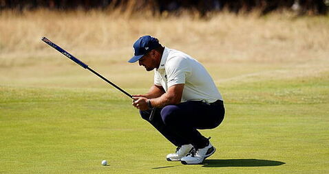 Bryson DeChambeau’s strategy keeps him on the heels of surprise Open leader