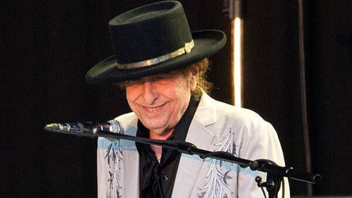 Bob Dylan to embark on UK tour including five London dates