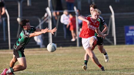 Éire Óg get the better of Bagenalstown Gaels in stormy Senior Championship opener