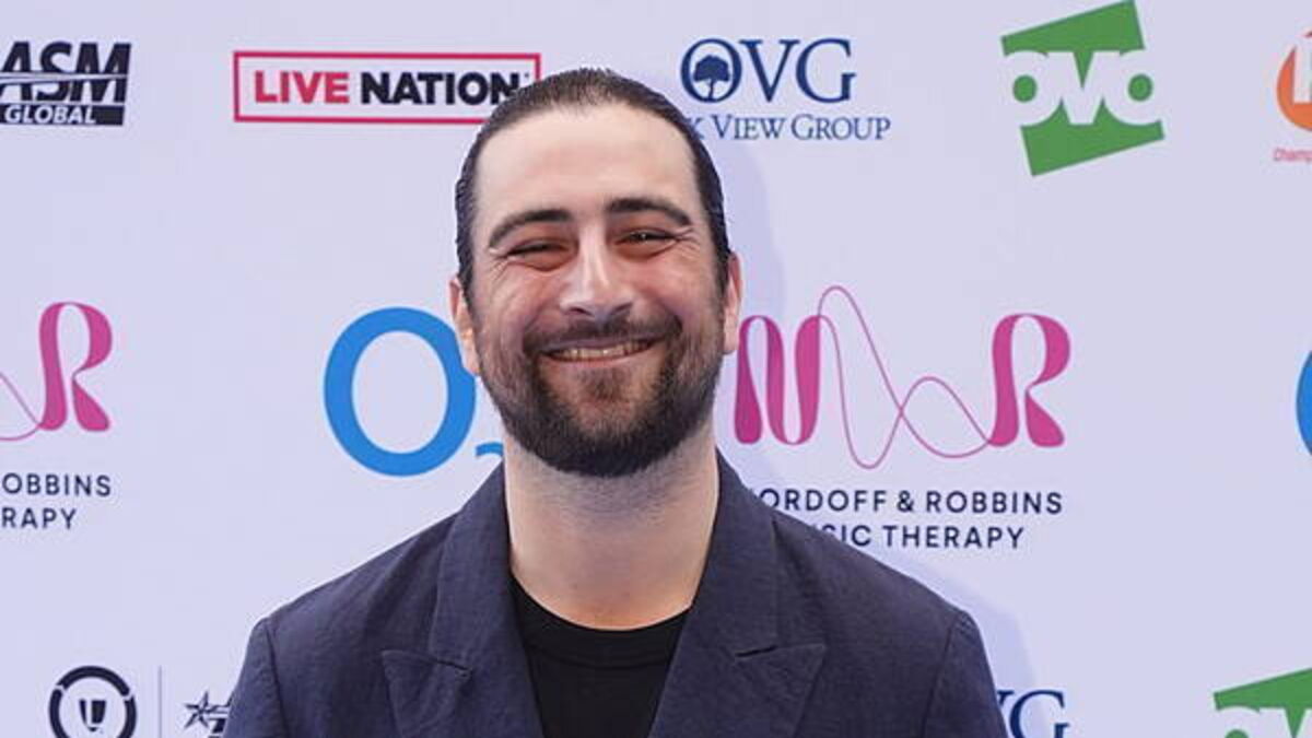 Noah Kahan slams White House for using his song in promotional video