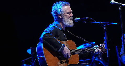 Rachel Zegler and Chris O’Dowd pay tribute to ‘one of the greats’ Glen Hansard