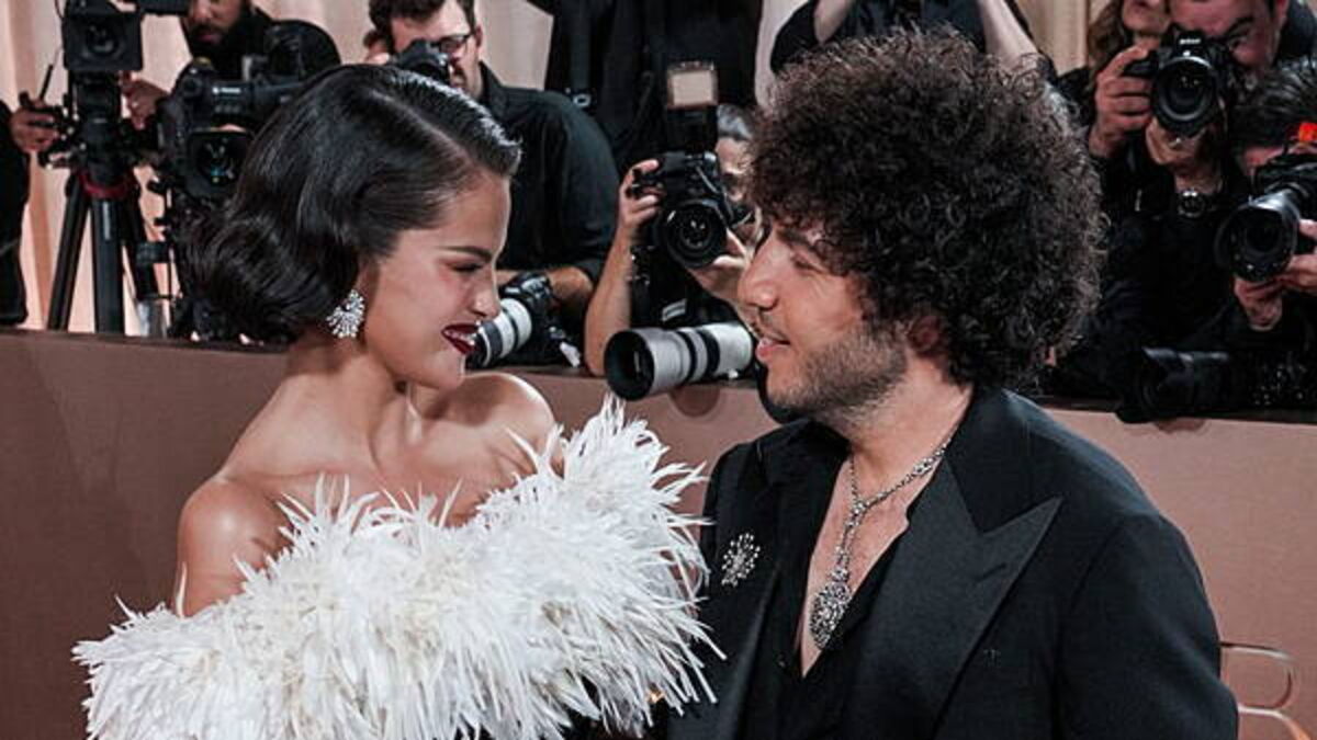 Selena Gomez sings in Spanish with husband Benny Blanco in his new music video