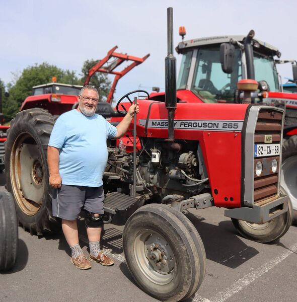 Charlie Ryan with his Massey Ferguson 265 Charlie Ryan with his Massey Ferguson 265