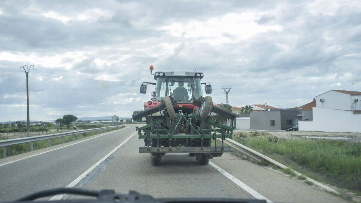 Tractor driver avoids jail for going too slow