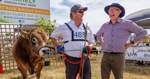 Glorious sunshine brought a record crowd to the Tinahely Show 