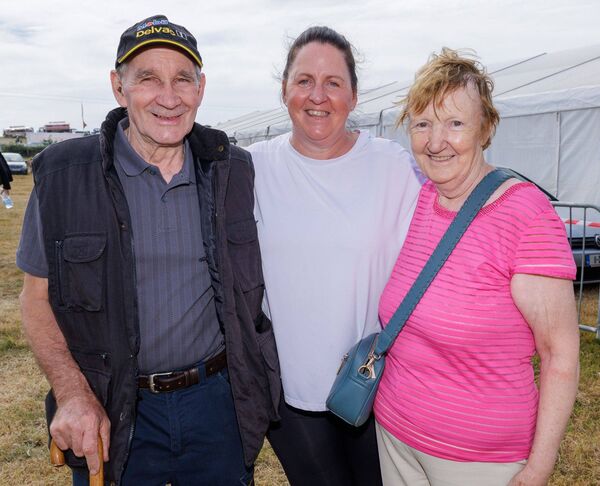 Luke and Bridget Hayden with Breda Kavanagh Luke and Bridget Hayden with Breda Kavanagh