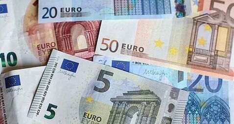 July inflation remains steady at 3.4% as annual education costs climb 8.9%