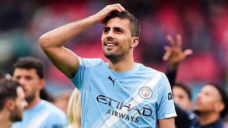 Spain midfielder Rodri lands in Barcelona ahead of ‘dream’ move from Man City