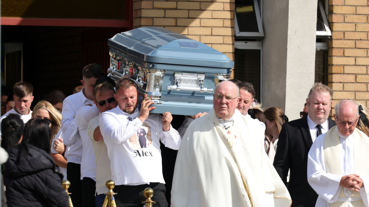 Carlow teenager laid to rest following M9 crash