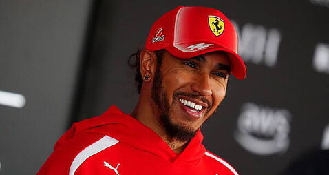 Lewis Hamilton hailed a ‘classy gentleman’ after visiting Kim Kardashian on set