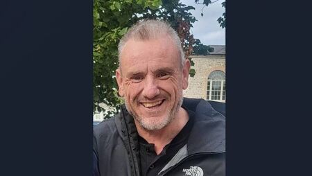 Community rallies around Chris as he fights to get on kidney transplant list 