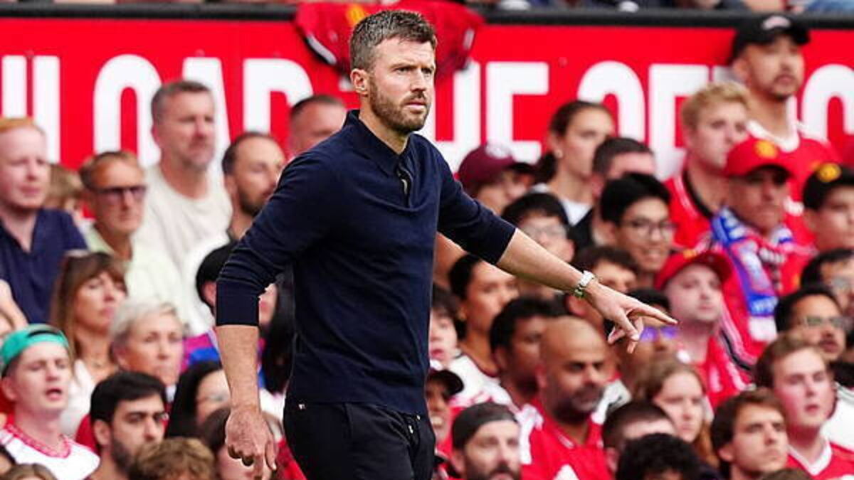 Michael Carrick says Man Utd will ‘wait and see’ as transfer deadline looms