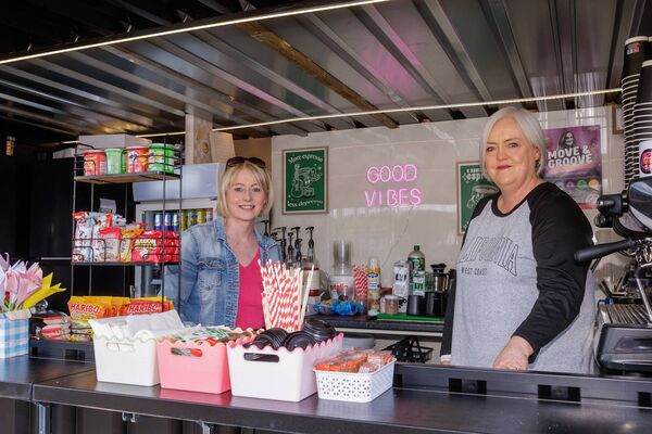 Sisters Sinead Corcoran and Jennifer Cooney owners of the ‘Hot Shots’ coffee cart in the Éire Og car park in Carlow. Pic: © Michael O'Rourke Photography 2026