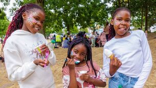 <p>Jazmine, Mariah and Bethany Ncube enjoy an icecream</p> <p>Jazmine, Mariah and Bethany Ncube enjoy an icecream</p>