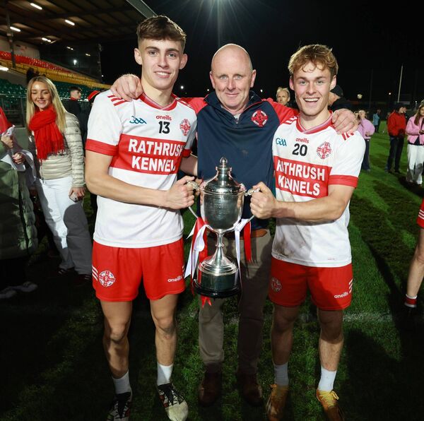 Michael Moloney with Ballon players Brian Maher and Alex Kelliher. Photo: Pat Ahern Michael Moloney with Ballon players Brian Maher and Alex Kelliher. Photo: Pat Ahern