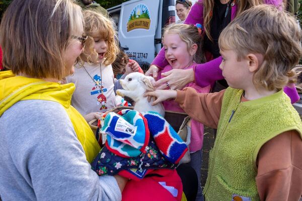 Lydia MacKenna, Conor McGuill and Isabel and Isaac Garrett meet a bunny rabbit at the festival as part of An Féile Fomhair Lydia MacKenna, Conor McGuill and Isabel and Isaac Garrett meet a bunny rabbit at the festival as part of An Féile Fomhair