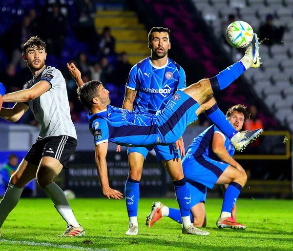 Amond scores a brilliant overhead kick Photo: ©INPHO/Tom O'Hanlon Amond scores a brilliant overhead kick Photo: ©INPHO/Tom O'Hanlon