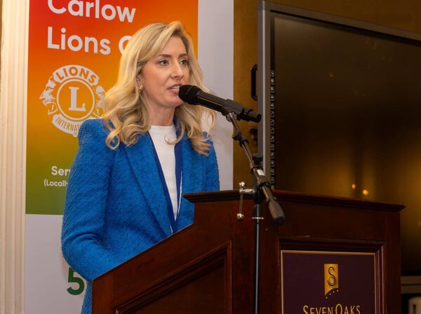 Lorna McGrath (Éist Service Manager) speaking at the Carlow Lions Club Charity Auction in the Seven Oaks Hotel. Pic: © Michael O'Rourke Photography 2026